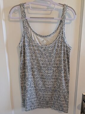 Banana Republic Women’s Cream and Blue Patterned Tank Top